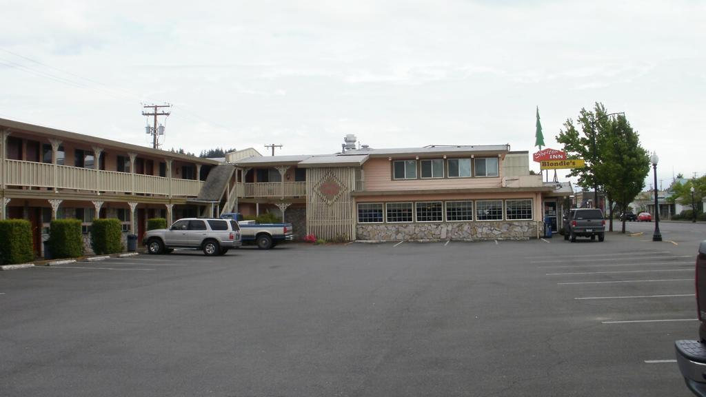 Shelton Inn מראה חיצוני תמונה